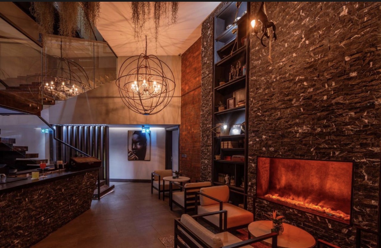 Fireside lounge bar with chandeliers